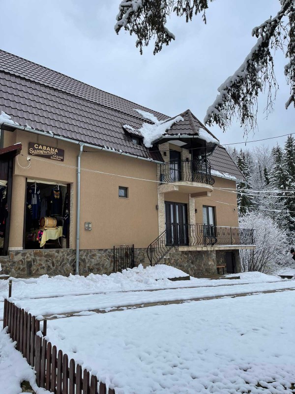 Cabana Suvenirurilor